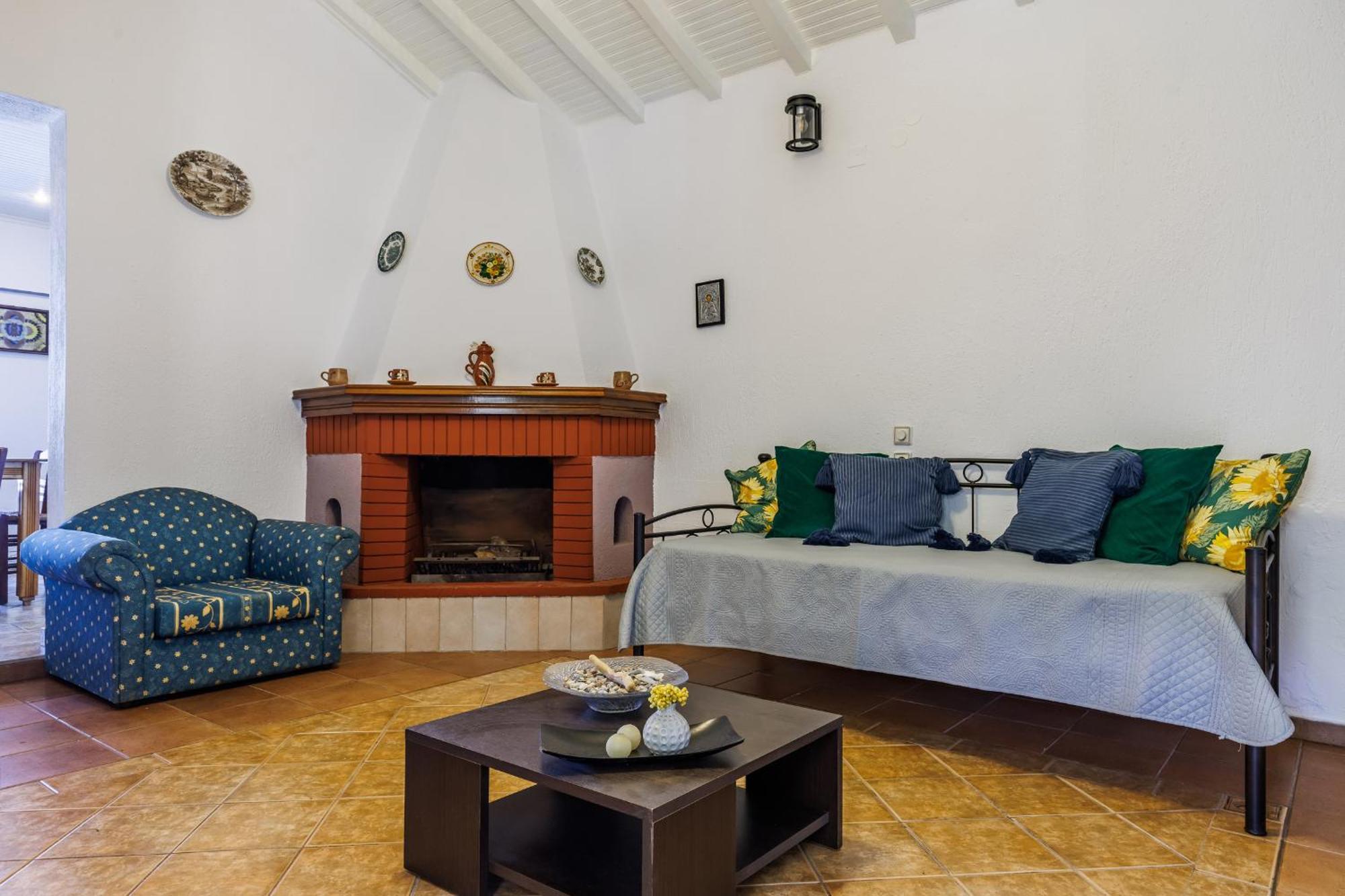 Nerissa Cottage - Skopelos Glossa Atheato Exterior photo