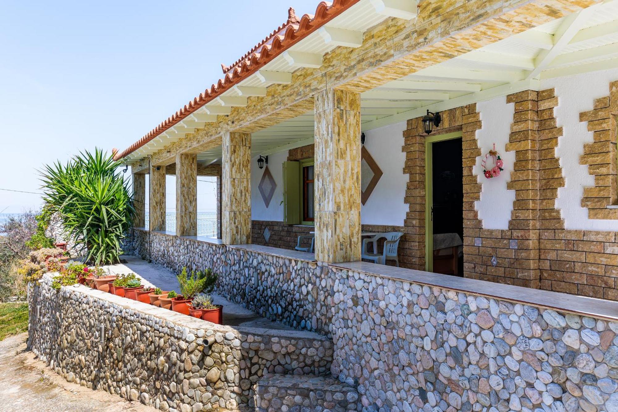 Nerissa Cottage - Skopelos Glossa Atheato Exterior photo
